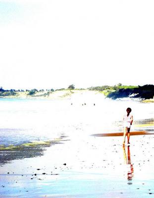 Una niña en la playa